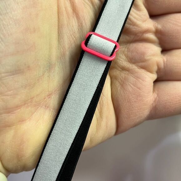 Victoria’s Secret Heather Pink, Black, Gray Adjustable Strap Convertible Bra-34D - Picture 10 of 16